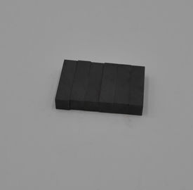 কেনা বড় আয়তক্ষেত্রাকার Y30 Ferrite ব্লক Magnets দরজা ক্যাচার ব্যবহার করার জন্য উচ্চ শক্তি online manufacture